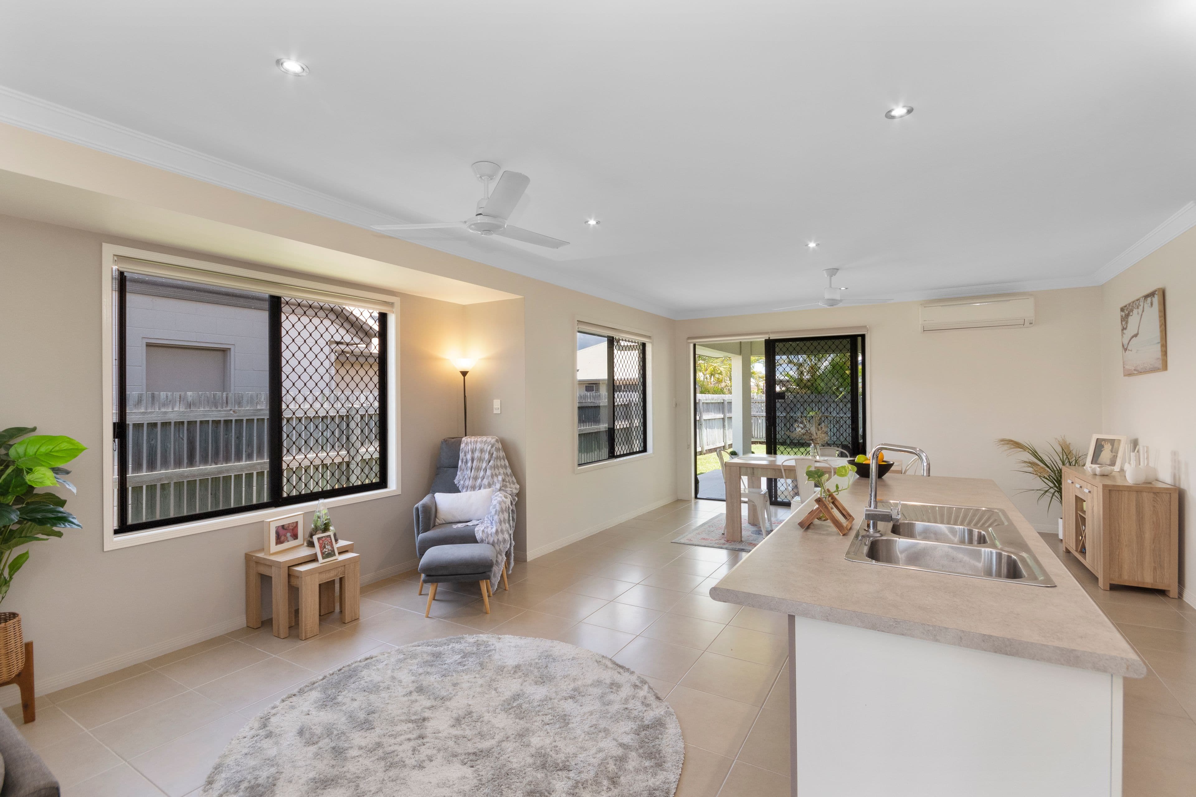 11 Ellenor Street, Mount Low QLD 4818, Mount Low - Thumbnail 4