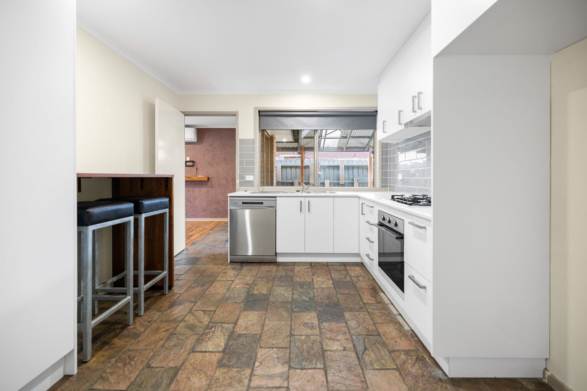 88 Parramatta Road, Werribee VIC 3030, Werribee - Thumbnail 4