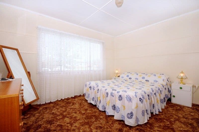 1 Teesdale Avenue, NEWTOWN QLD 4350, Newtown - Thumbnail 4
