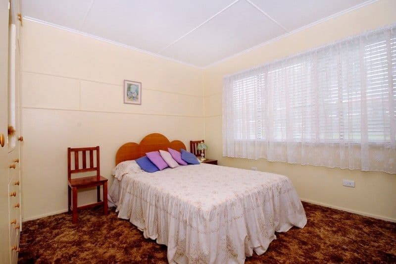 1 Teesdale Avenue, NEWTOWN QLD 4350, Newtown - Thumbnail 5