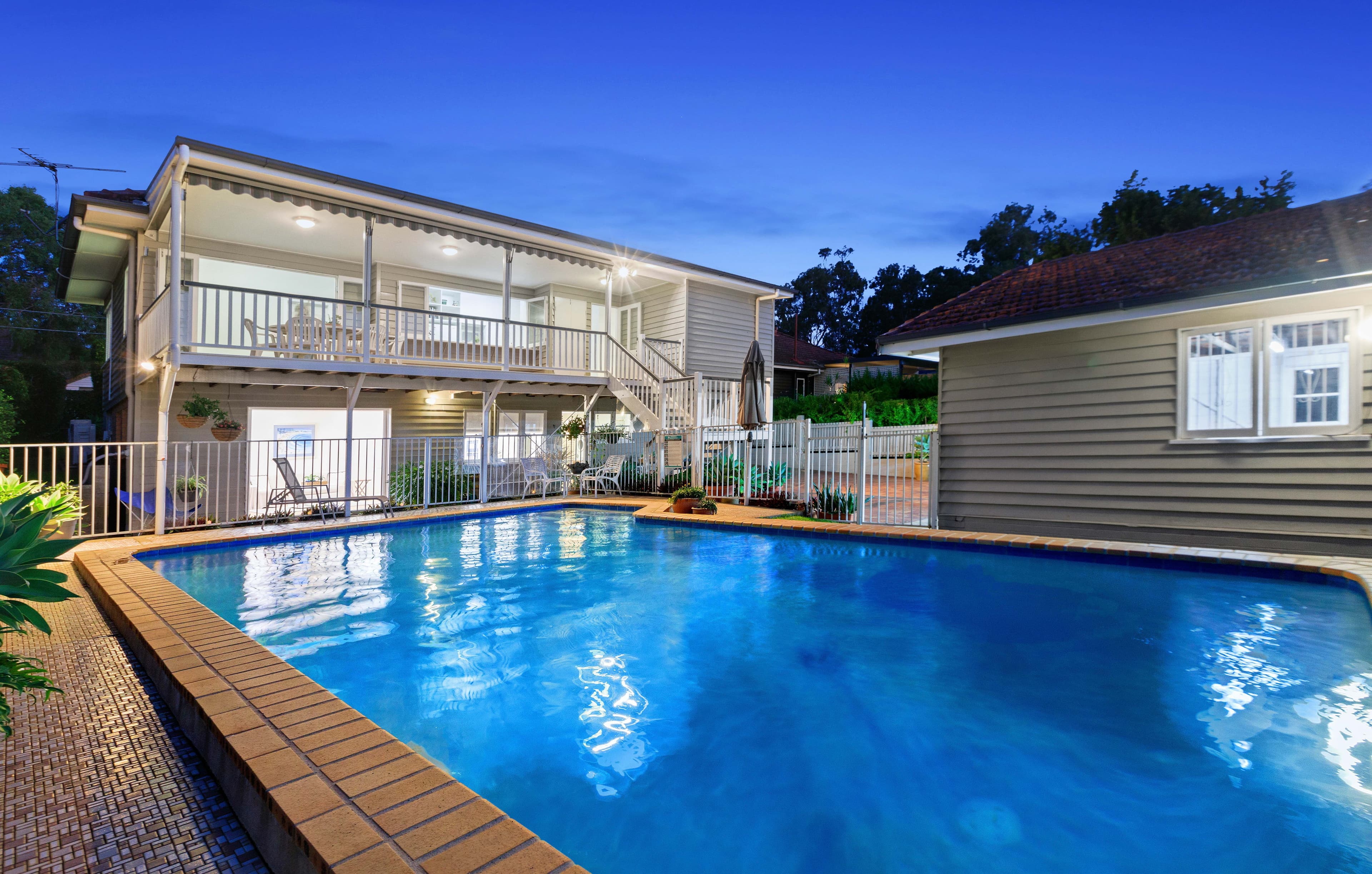 9 Meteor Street, Coorparoo QLD 4151, Coorparoo - Image 1