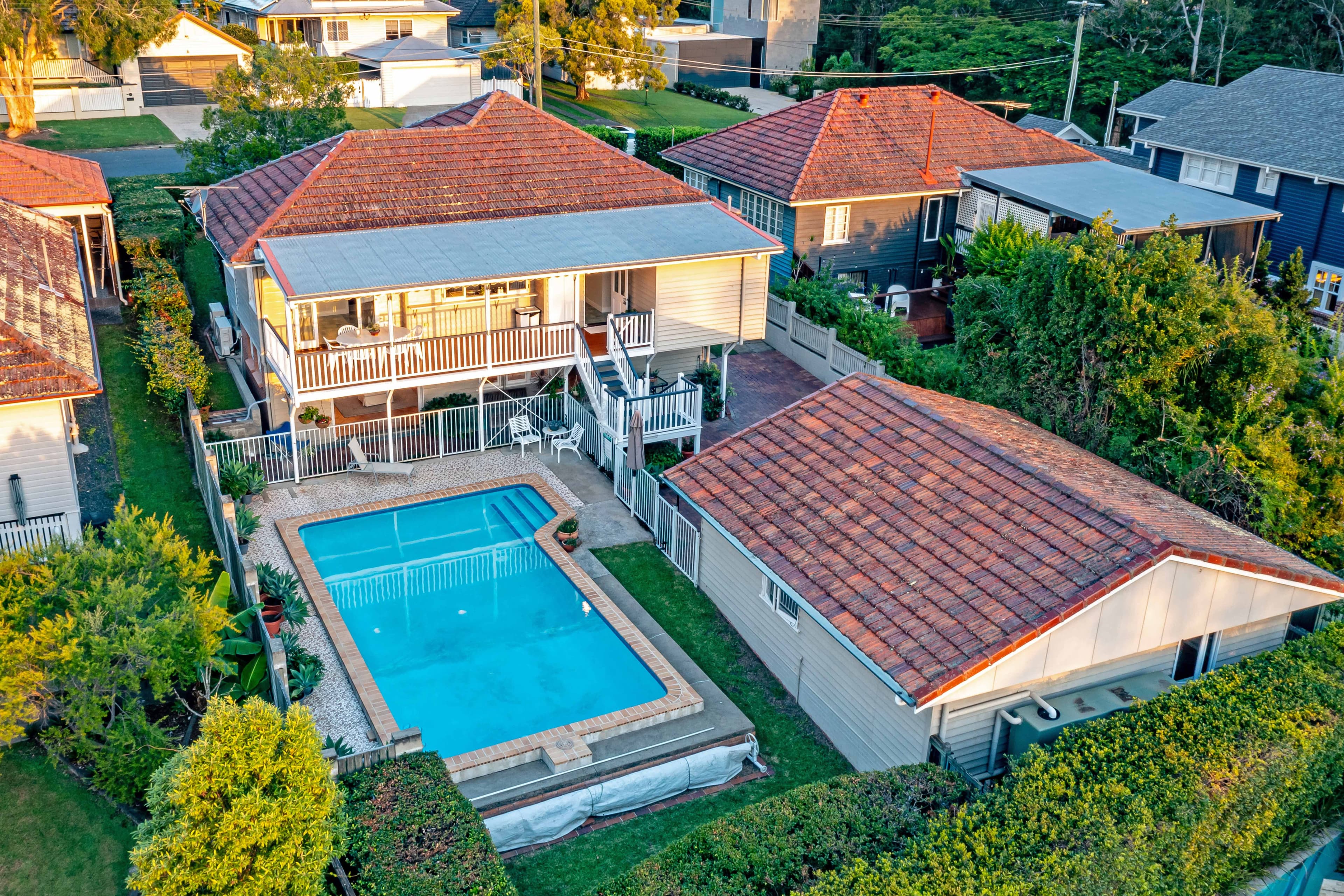 9 Meteor Street, Coorparoo QLD 4151, Coorparoo - Thumbnail 2