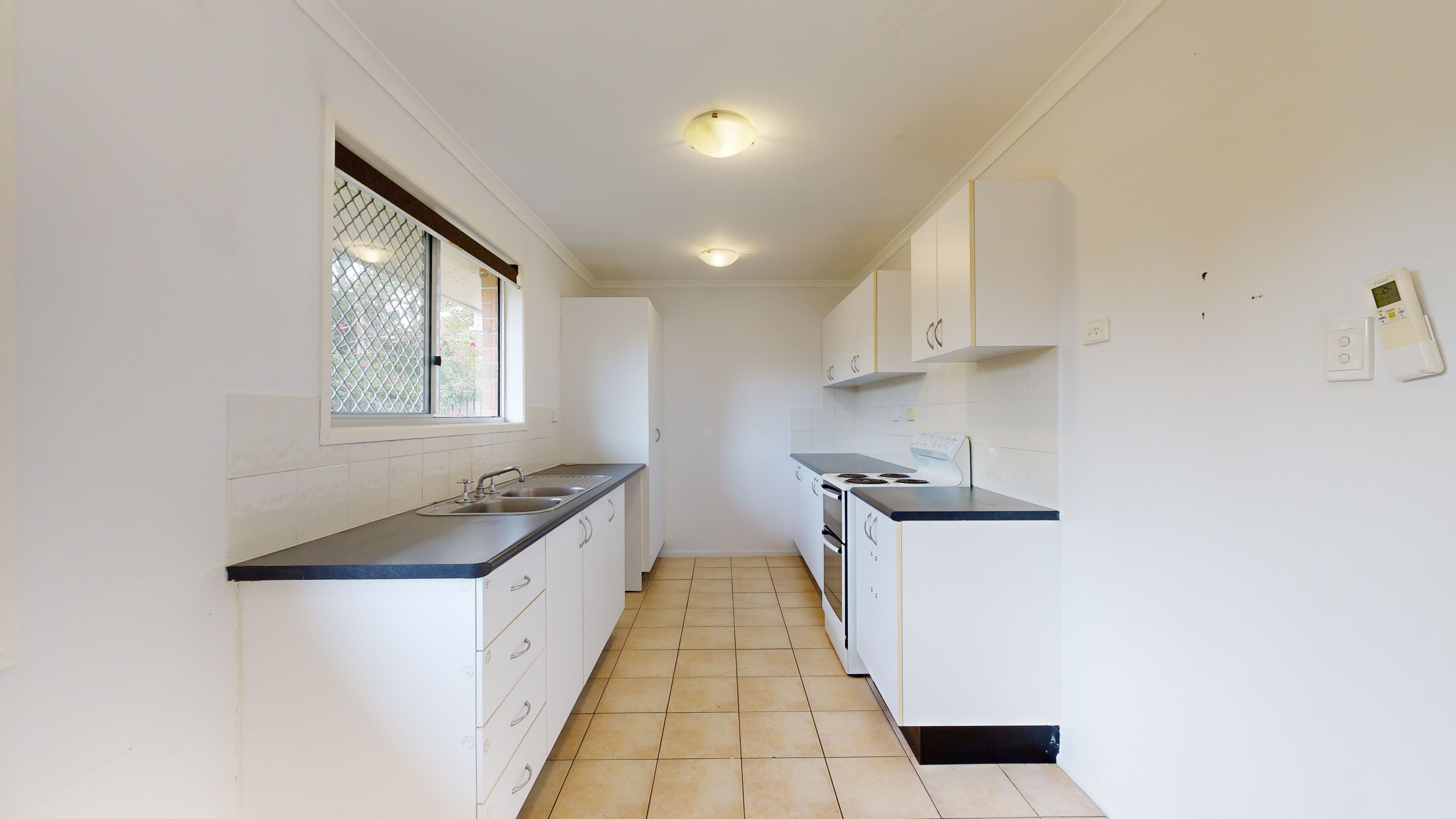 9 Geoffrey Court, Rasmussen QLD 4815, Rasmussen - Thumbnail 5