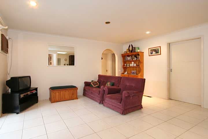 2 Sycamore Crescent, BORONIA VIC 3155, Boronia - Thumbnail 3
