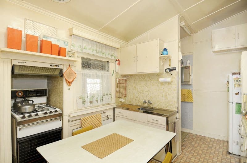 29 Hotham Street, PRESTON VIC 3072, Preston - Thumbnail 2