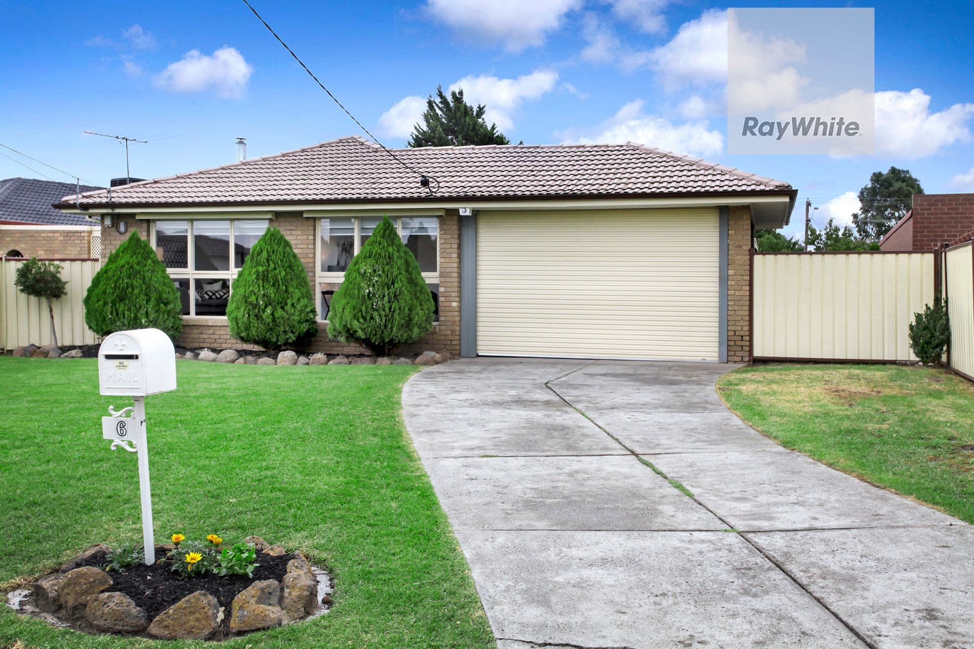 6 Chesney Court, Gladstone Park VIC 3043, Gladstone Park - Thumbnail 2