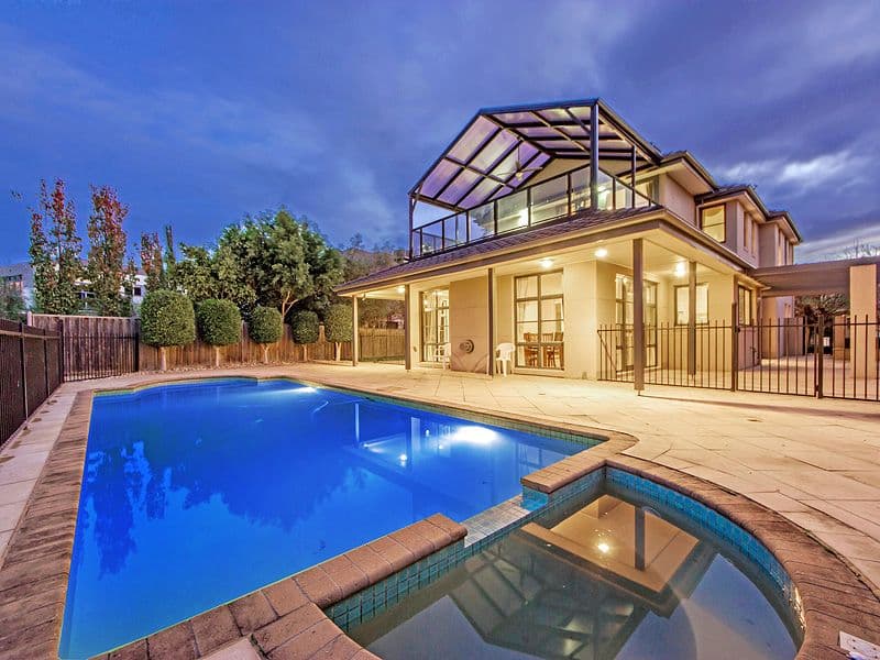 18 Sandlewood La, SANCTUARY LAKES VIC 3030, Sanctuary Lakes - Image 1