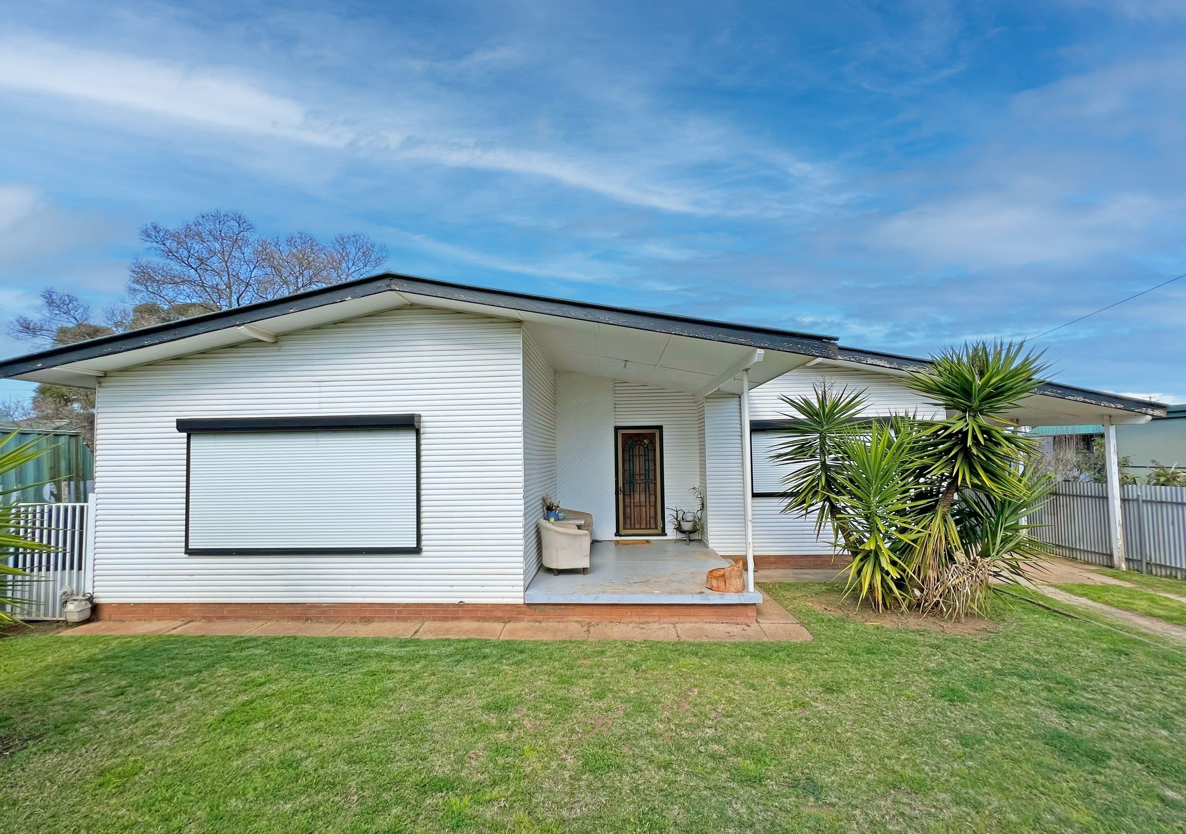 12 Sydney Street, Parkes NSW 2870, Parkes - Image 1