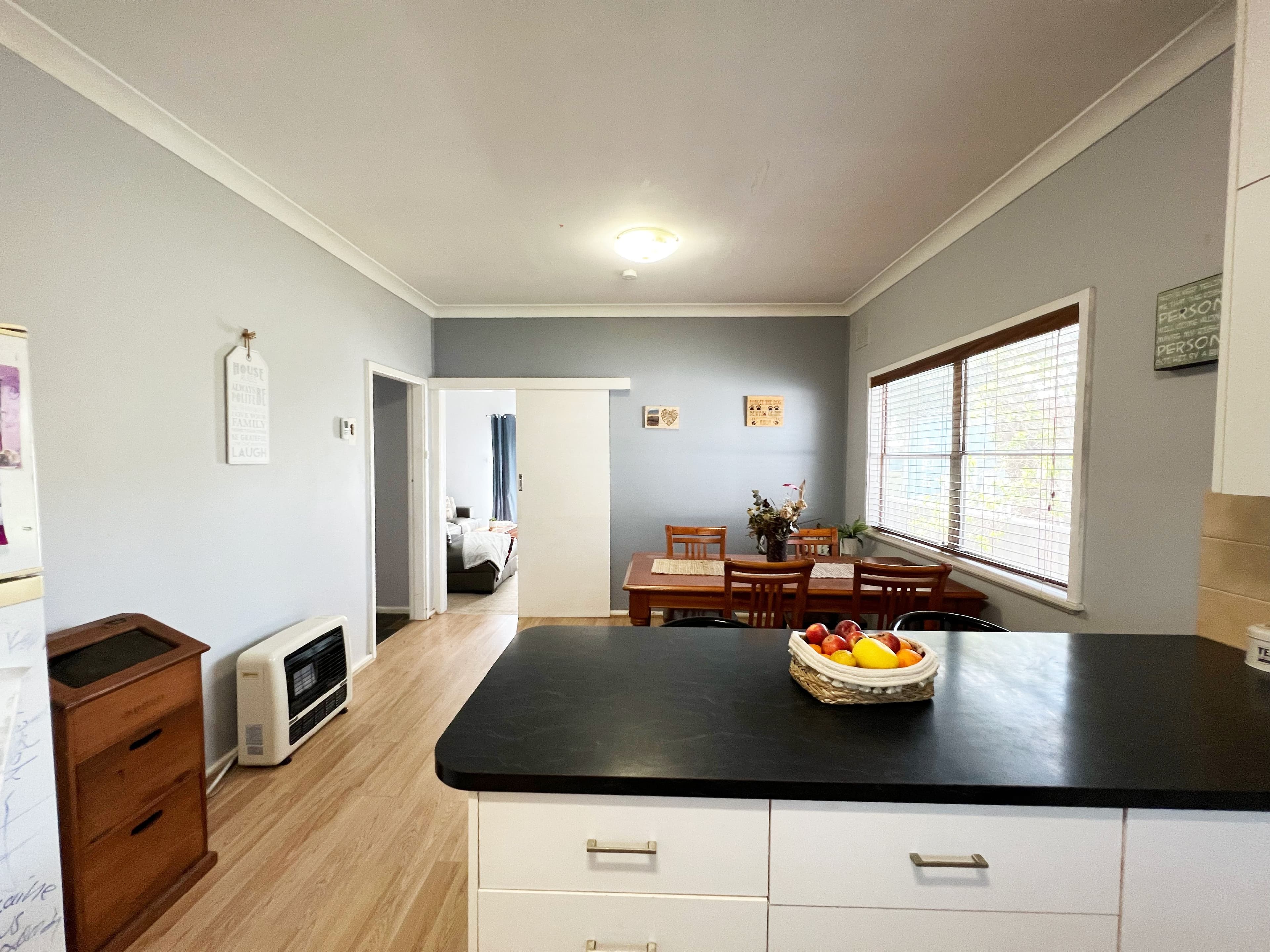 12 Sydney Street, Parkes NSW 2870, Parkes - Thumbnail 4