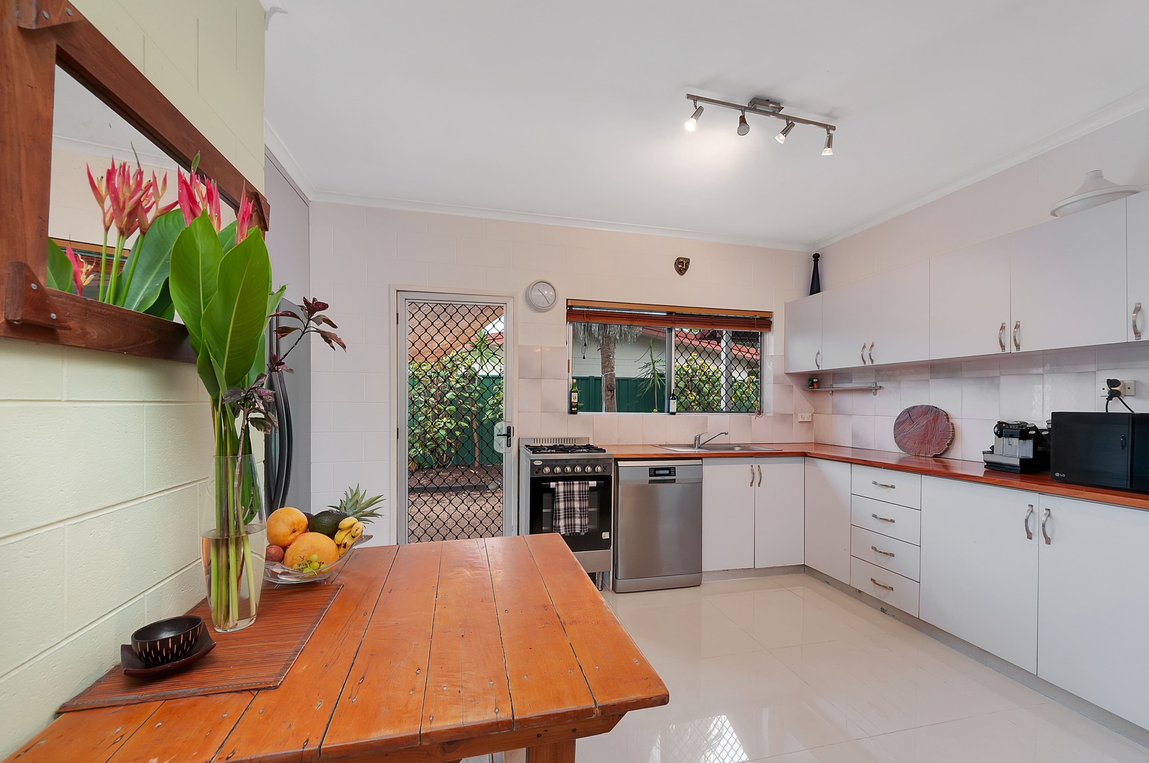 69 Hollywood Boulevard, White Rock QLD 4868, White Rock - Thumbnail 3
