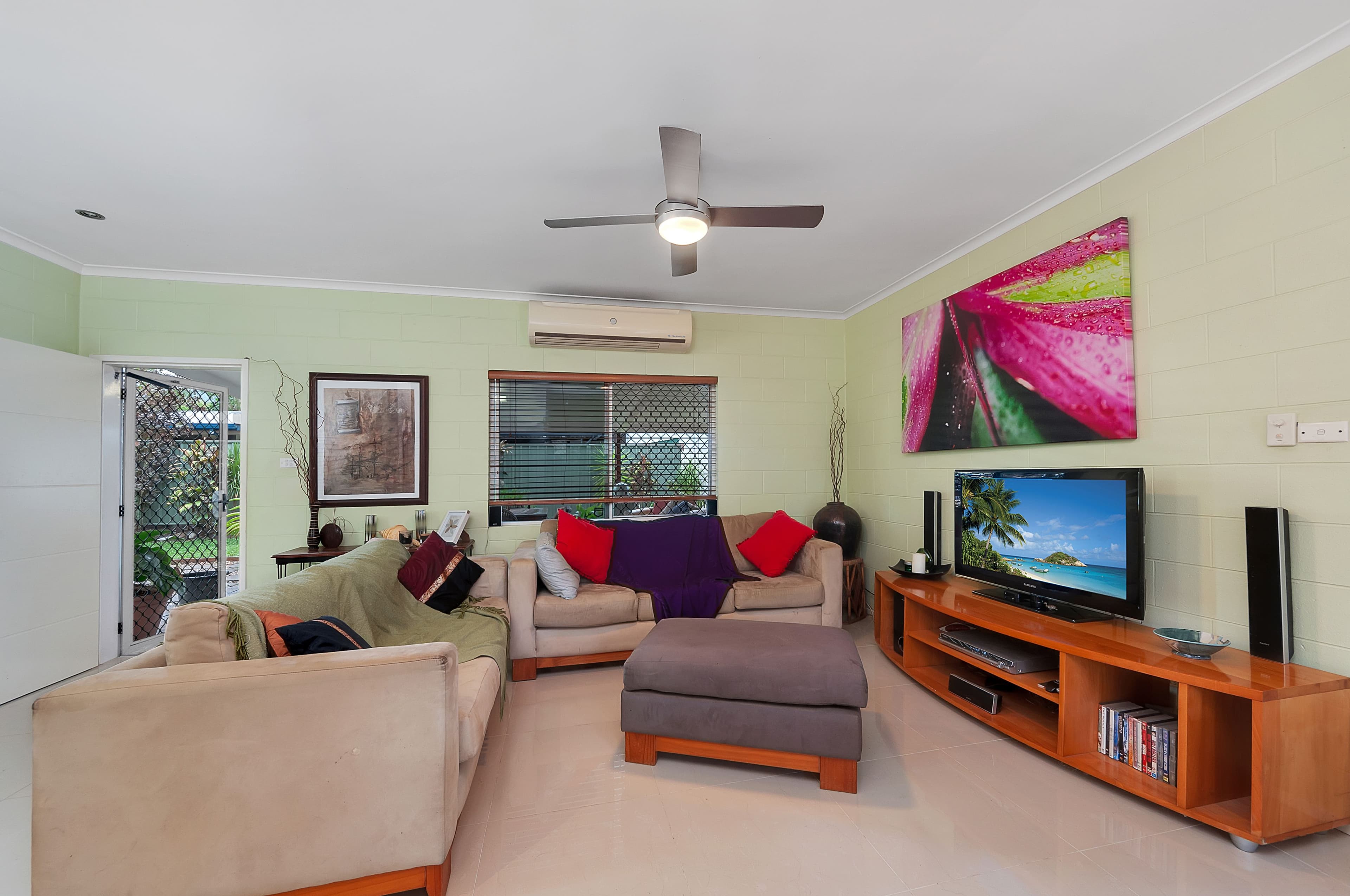 69 Hollywood Boulevard, White Rock QLD 4868, White Rock - Thumbnail 4
