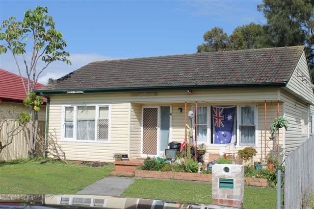 4 Terry Avenue, WARILLA NSW 2528, Warilla - Image 1