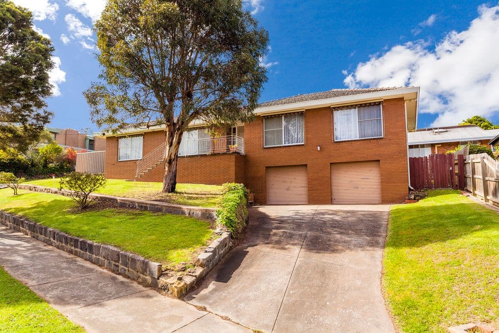 6 Mayfair Drive, NEWTOWN VIC 3220, Newtown - Image 1