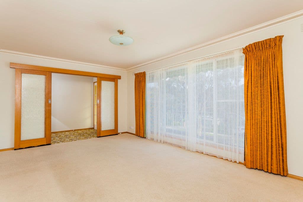 6 Mayfair Drive, NEWTOWN VIC 3220, Newtown - Thumbnail 2