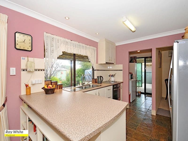 38 Turner Road, BULLSBROOK WA 6084, Bullsbrook - Thumbnail 4