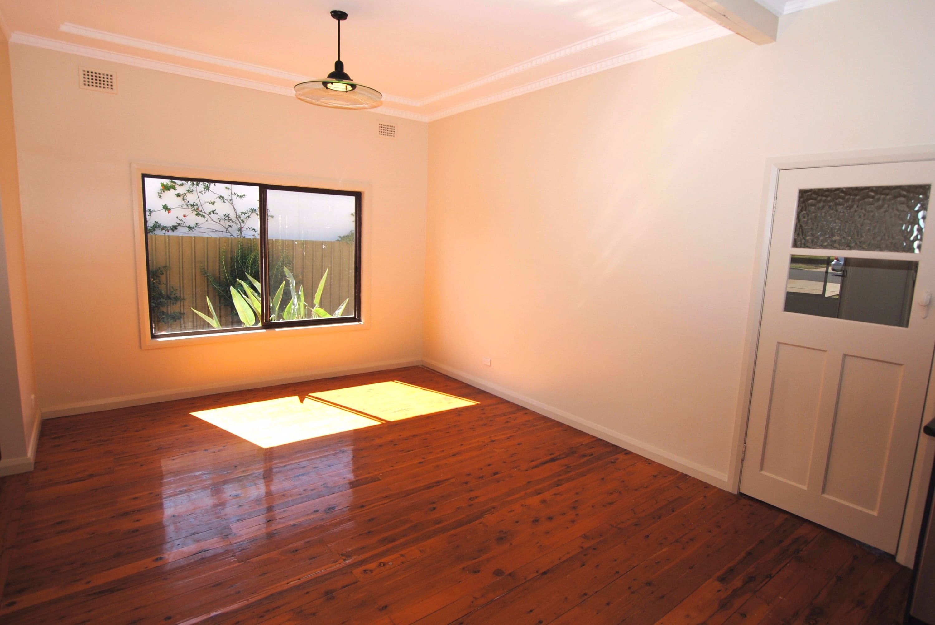 14 Almoola Street, Griffith - Thumbnail 4