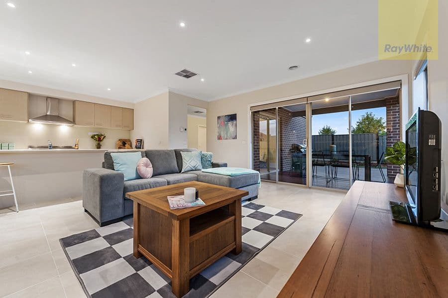 54 Wattletree Street, Craigieburn VIC 3064, Craigieburn - Thumbnail 4