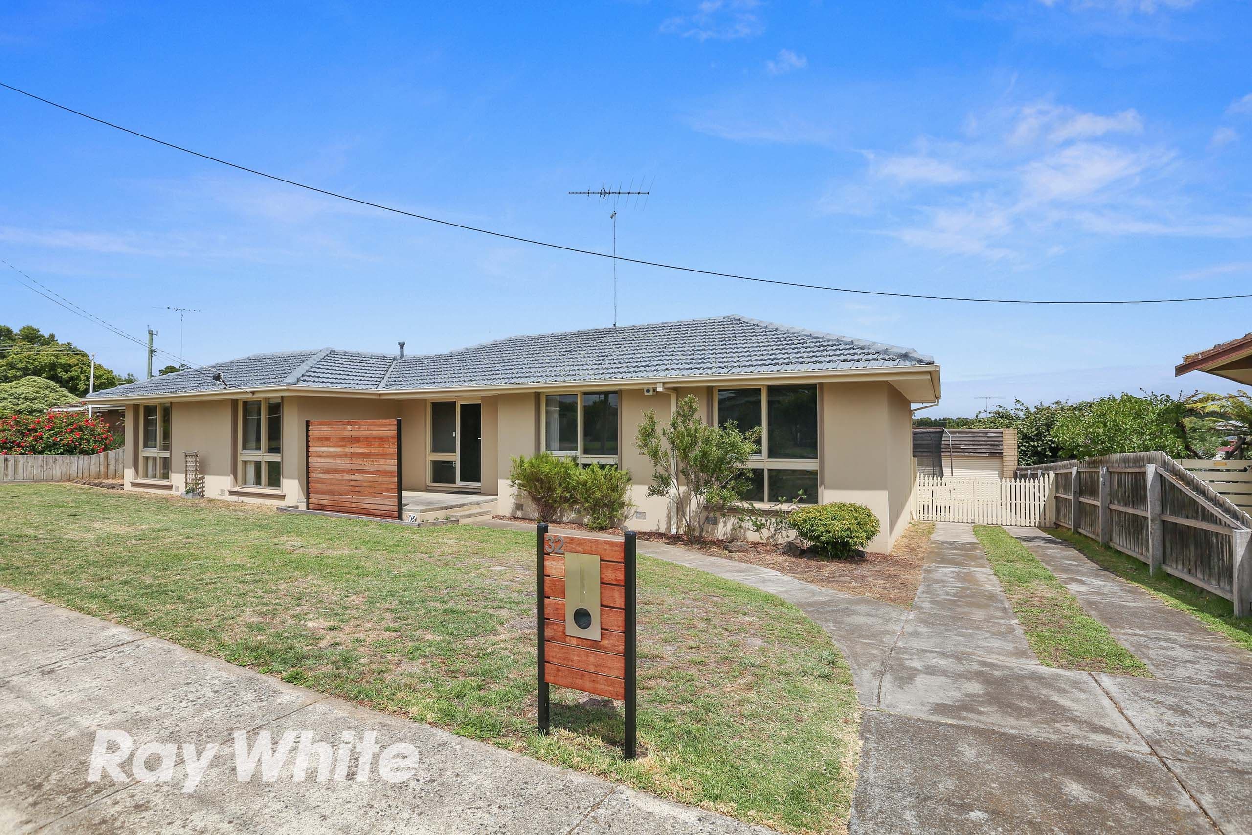 32 Carroll Street, Leopold VIC 3224, Leopold - Thumbnail 3