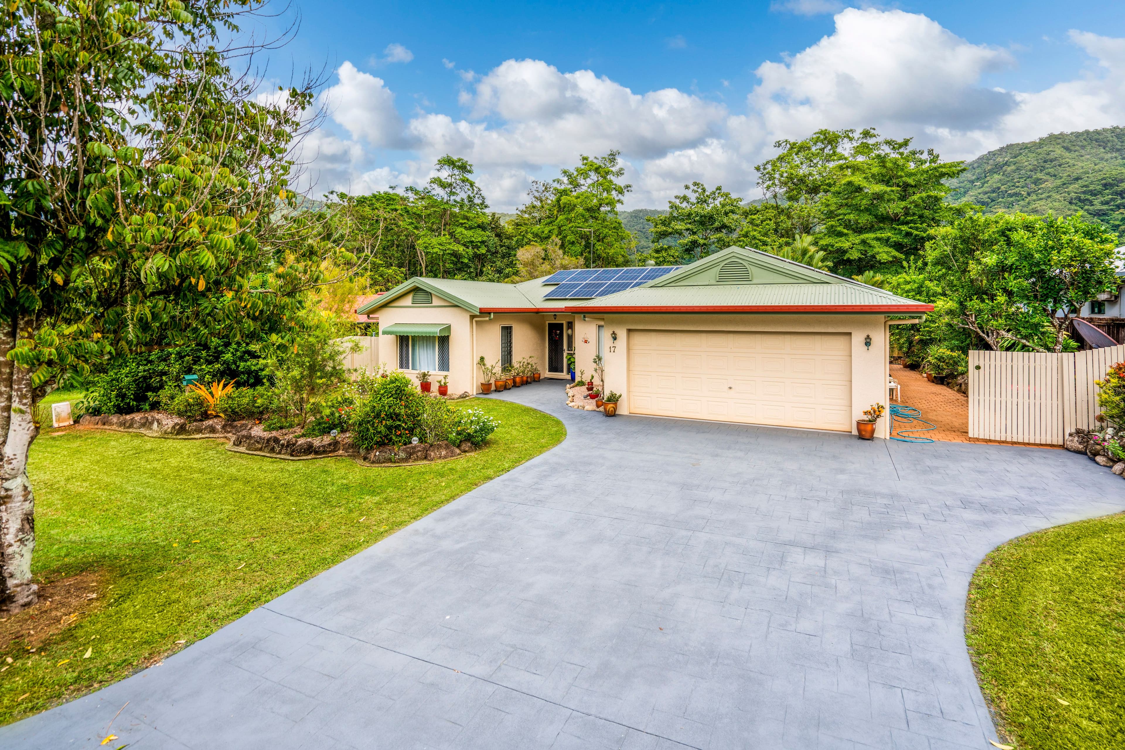 17 Compton Court, Bentley Park QLD 4869, Bentley Park - Image 1