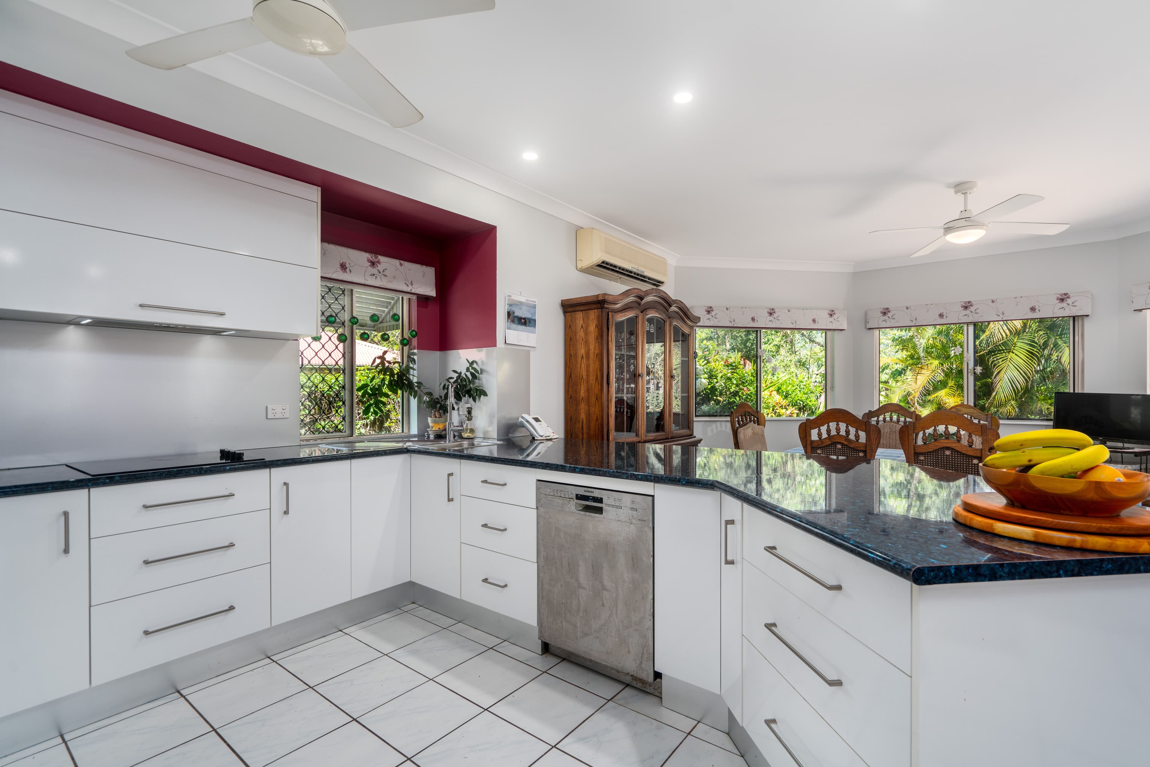 17 Compton Court, Bentley Park QLD 4869, Bentley Park - Thumbnail 7