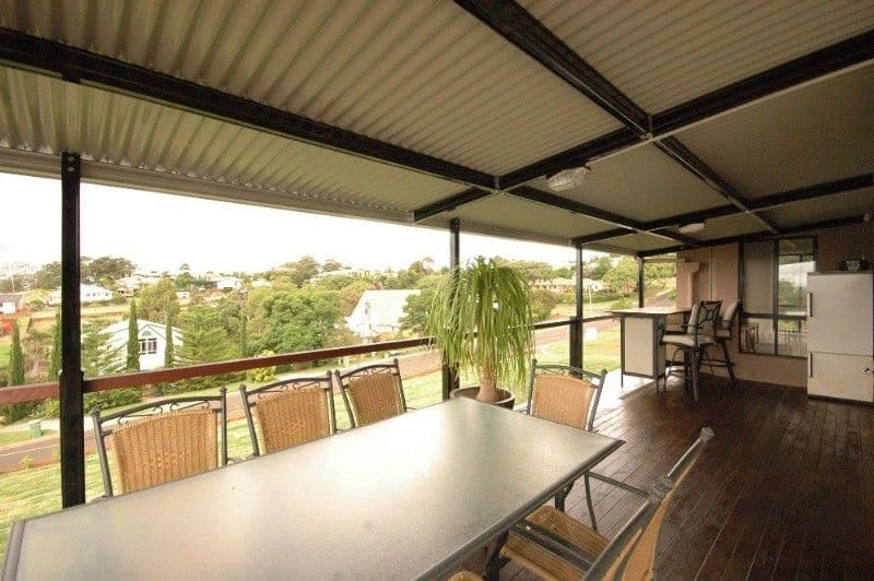 1 Windemere Terrace, MOUNT LOFTY QLD 4350, Mount Lofty - Thumbnail 2