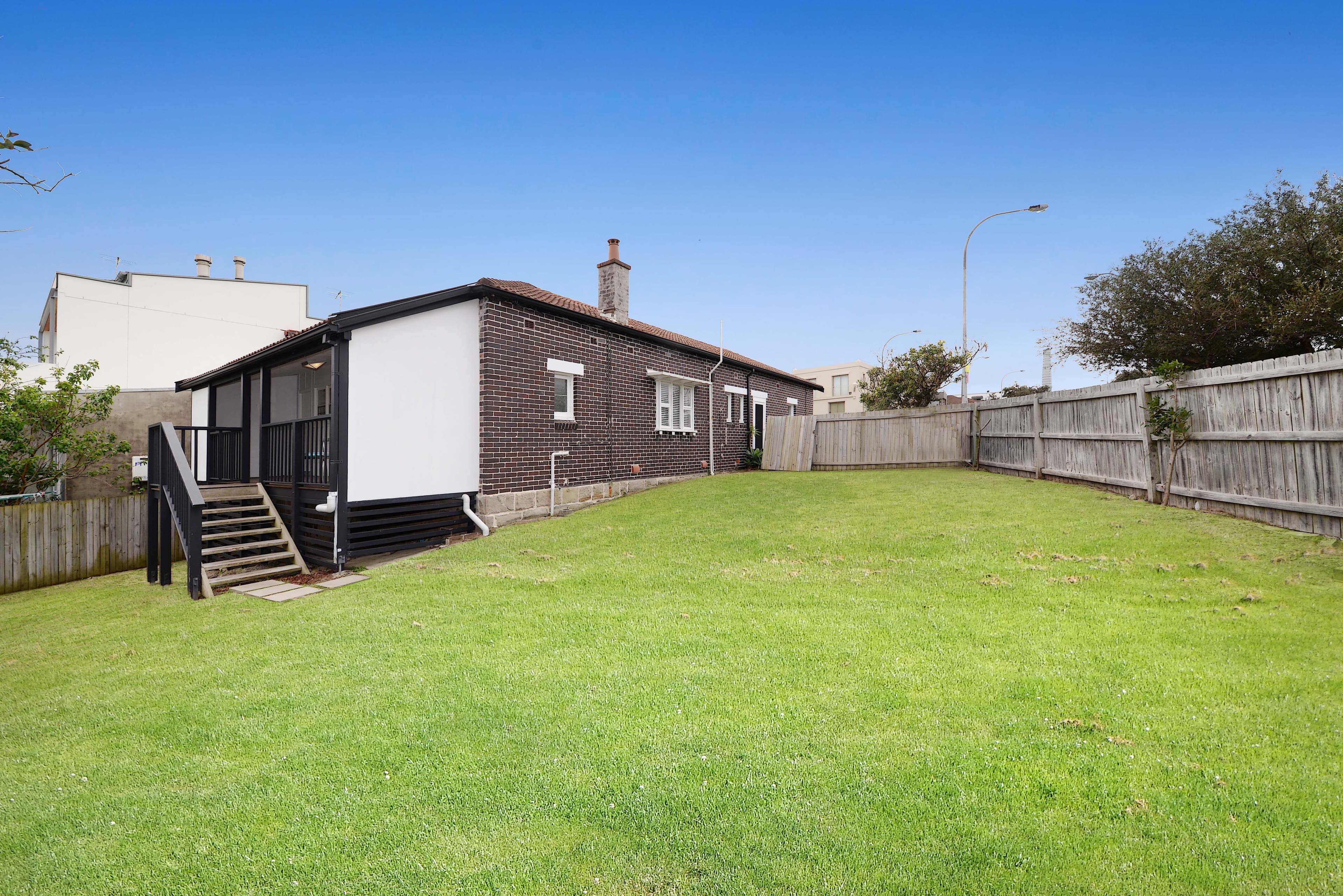 2 Wallis Parade, North Bondi - Thumbnail 3