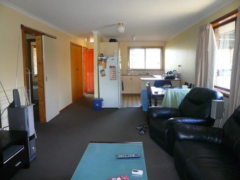 2-4 Newnham Close, NEWNHAM TAS 7248, Newnham - Thumbnail 2