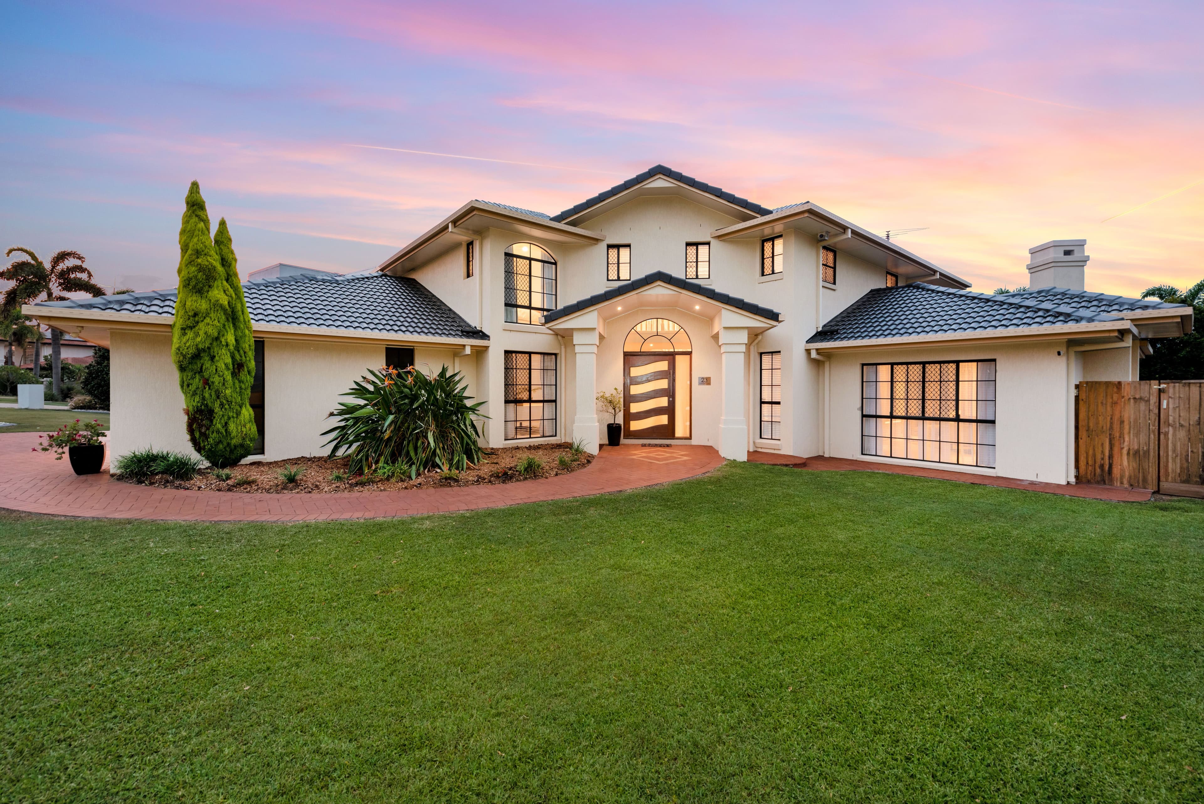 23 Connah Crescent, Carindale QLD 4152, Carindale - Thumbnail 2