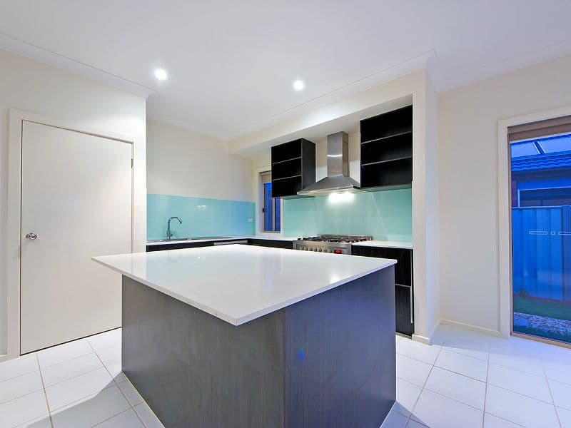 12 Corinna Avenue, TRUGANINA VIC 3029, Truganina - Thumbnail 6