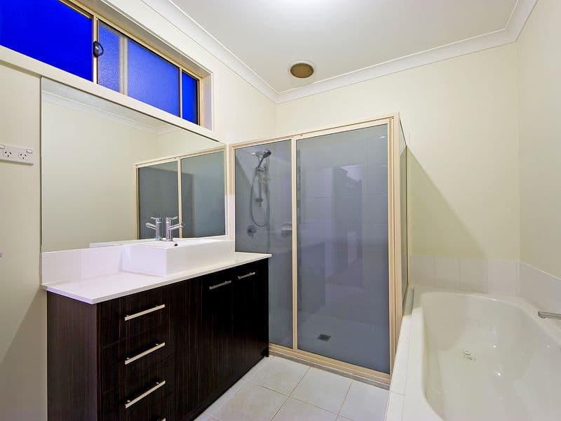 12 Corinna Avenue, TRUGANINA VIC 3029, Truganina - Thumbnail 7