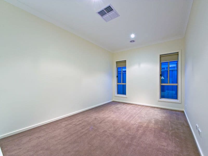 12 Corinna Avenue, TRUGANINA VIC 3029, Truganina - Thumbnail 8