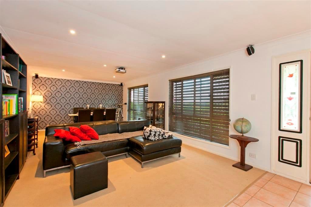 10 Montgomery Drive, WELLINGTON POINT QLD 4160, Wellington Point - Thumbnail 6