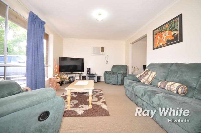 2 Banksia Crescent, CRAIGMORE SA 5114, Craigmore - Thumbnail 3