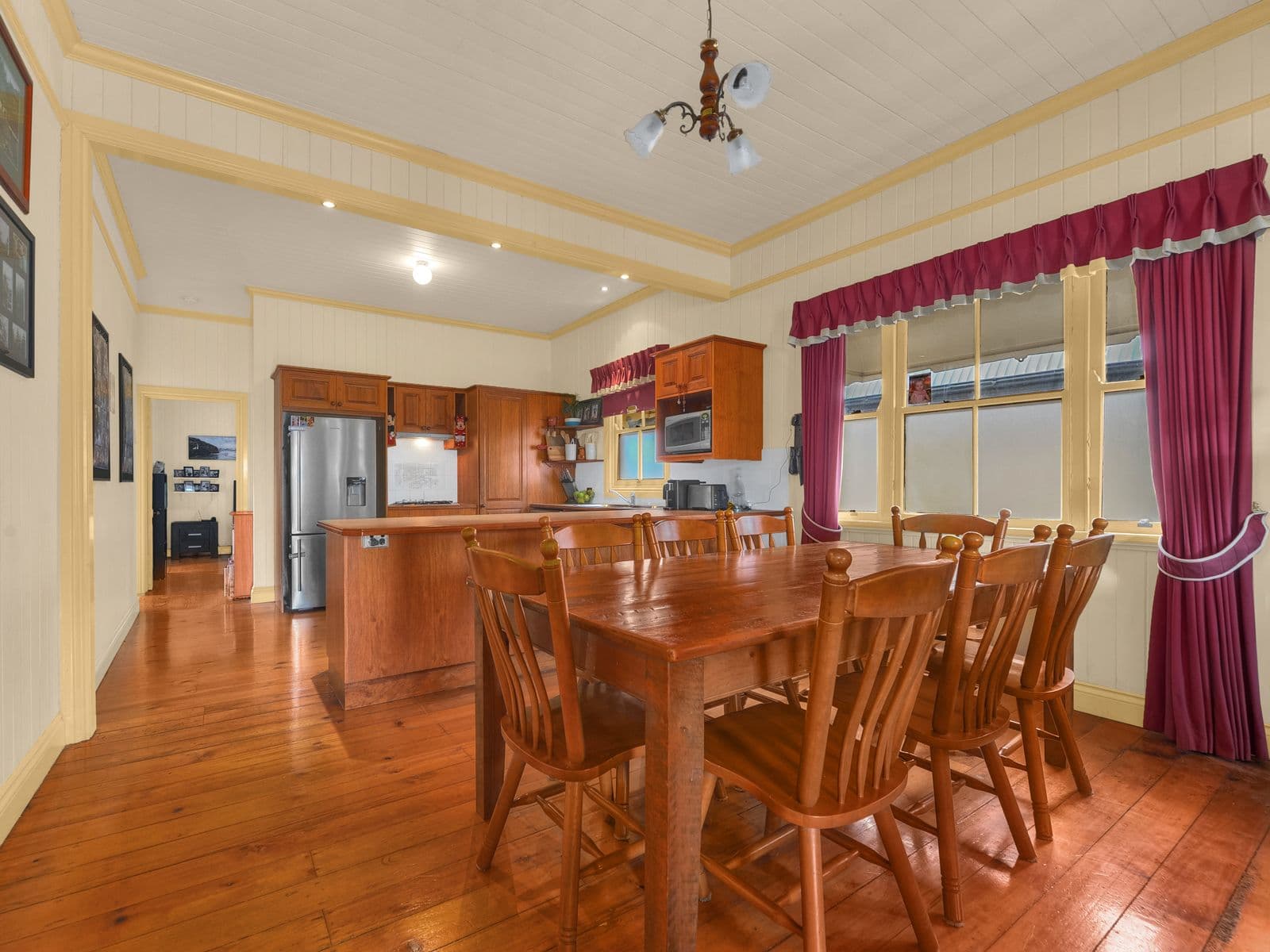 24 Shakespeare Street, Coorparoo QLD 4151, Coorparoo - Thumbnail 2