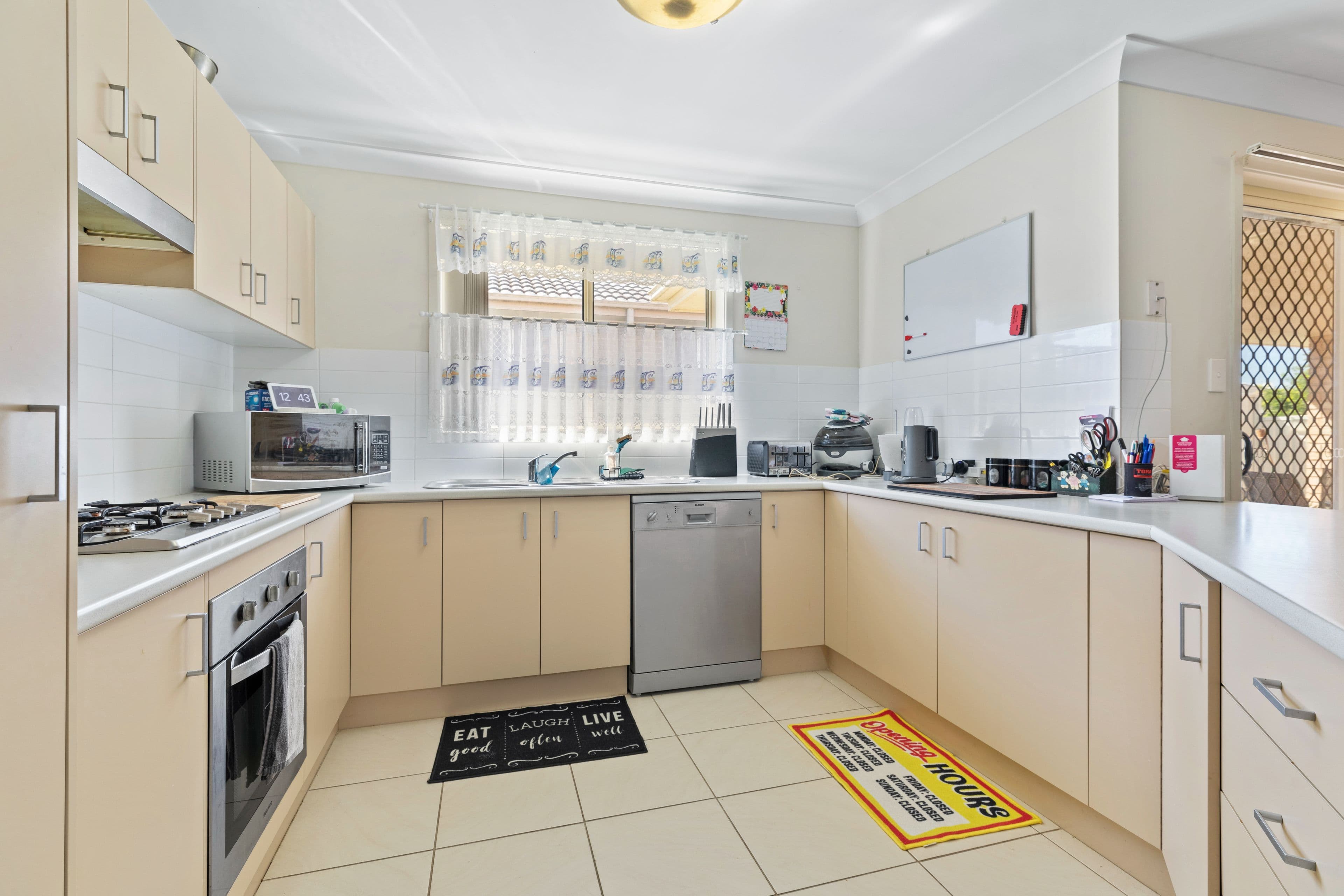 10 Edward Windeyer Way, Raymond Terrace NSW 2324, Raymond Terrace - Thumbnail 3