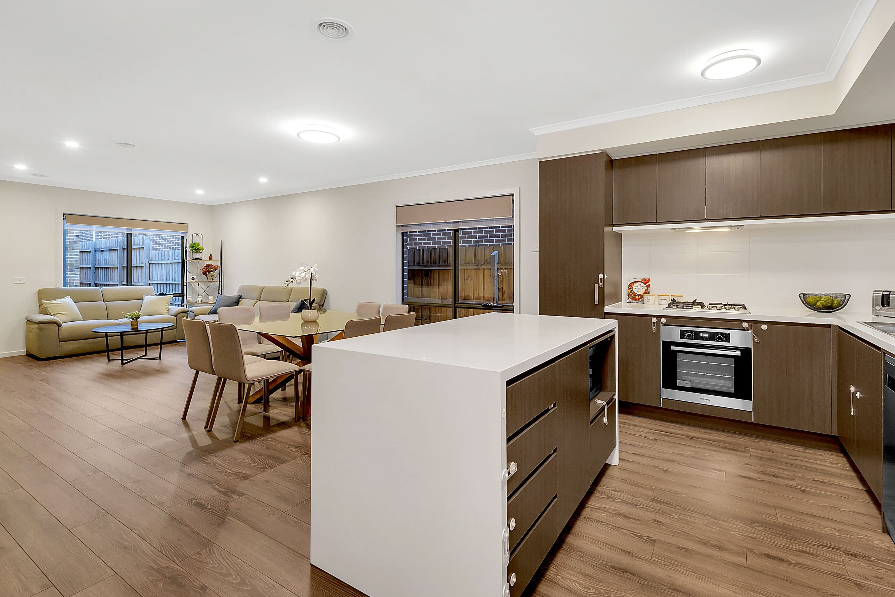 11 Erinbank Crescent, Westmeadows VIC 3049, Westmeadows - Thumbnail 8