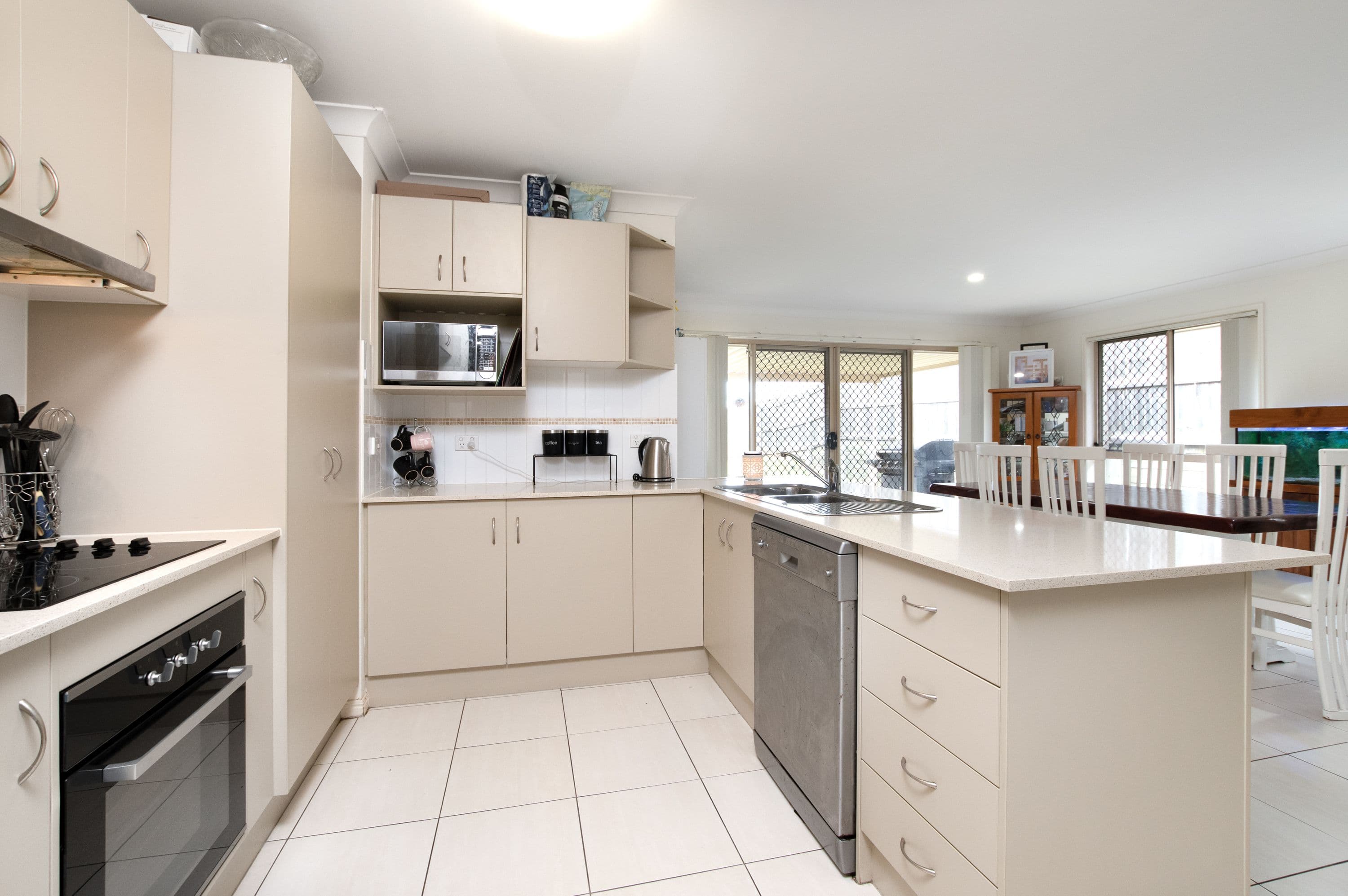 14 Karen Court, Redbank Plains QLD 4301, Redbank Plains - Thumbnail 3
