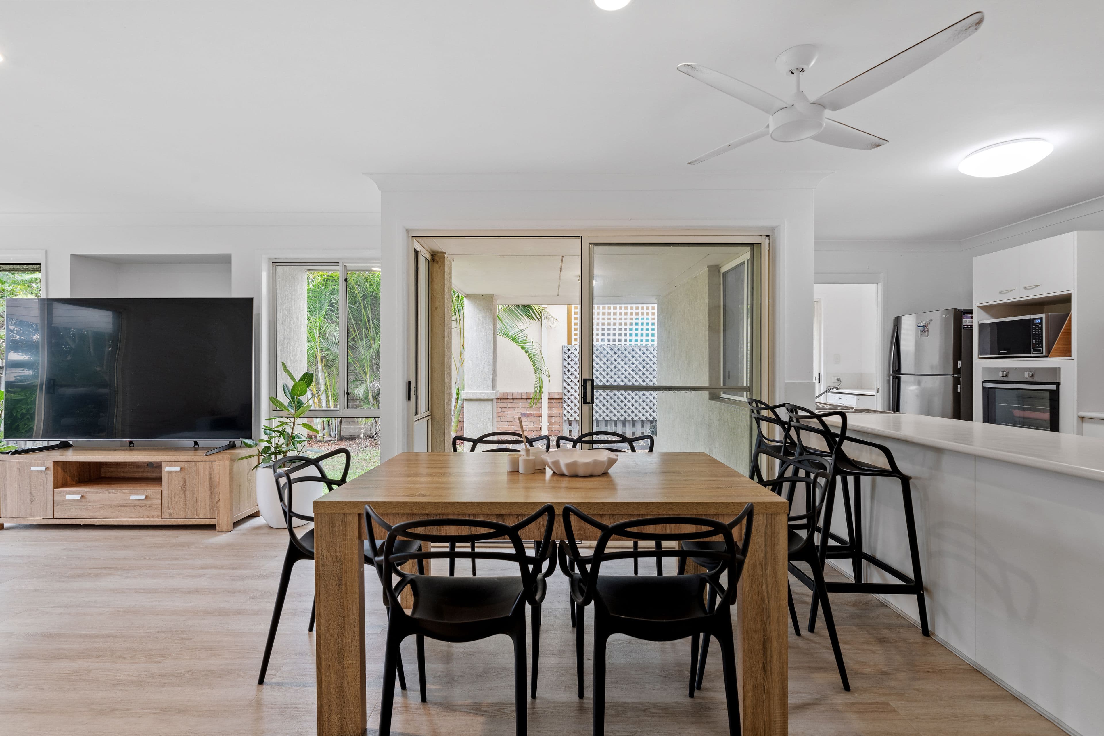 45 Rainbird Close, Burleigh Waters QLD 4220, Burleigh Waters - Thumbnail 3
