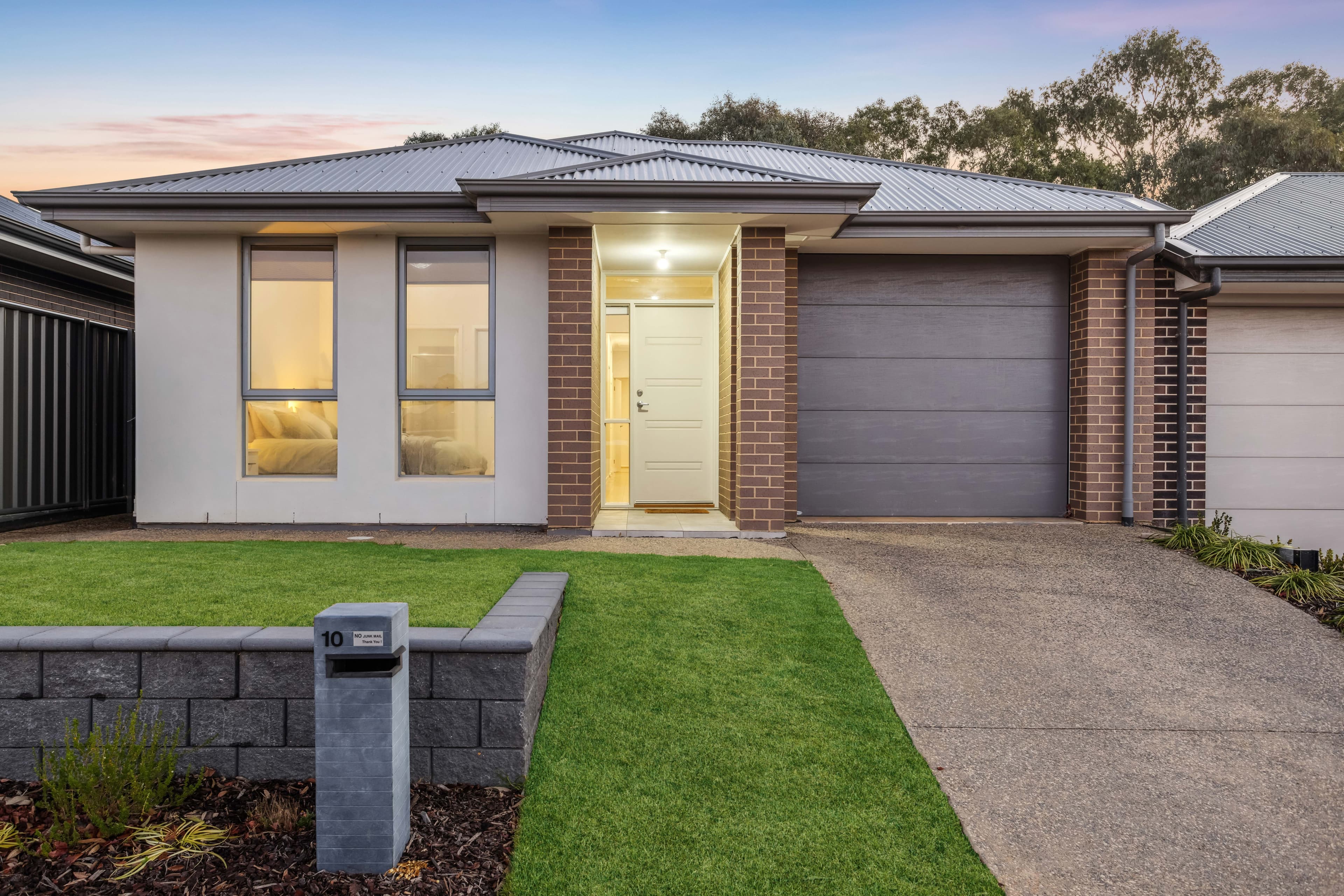 10 Russell Road, Mount Barker SA 5251, Mount Barker - Image 1