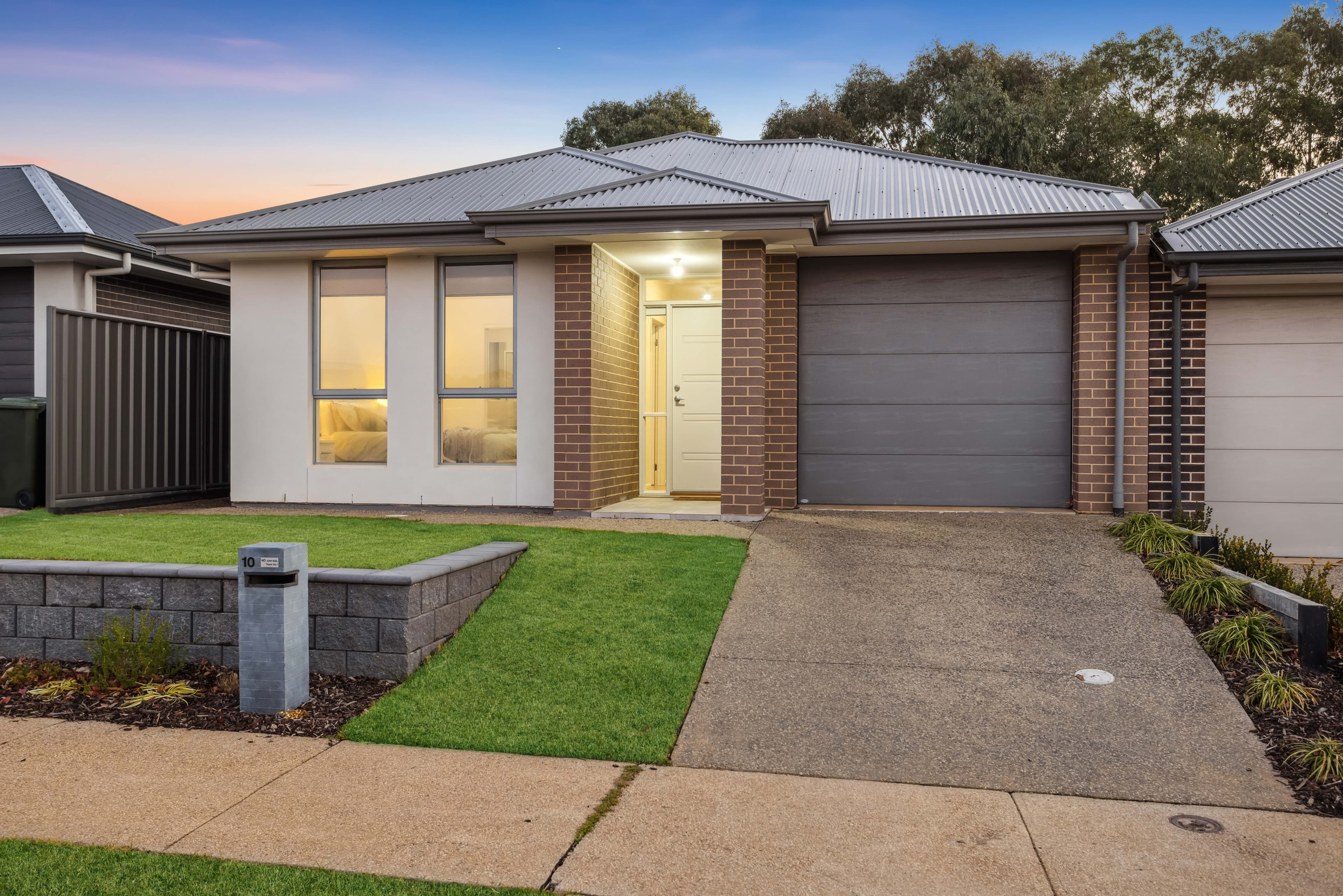 10 Russell Road, Mount Barker SA 5251, Mount Barker - Thumbnail 2