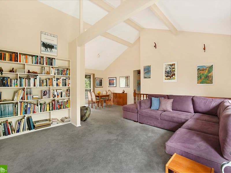 73 Stanley Avenue, Farmborough Heights - Thumbnail 2