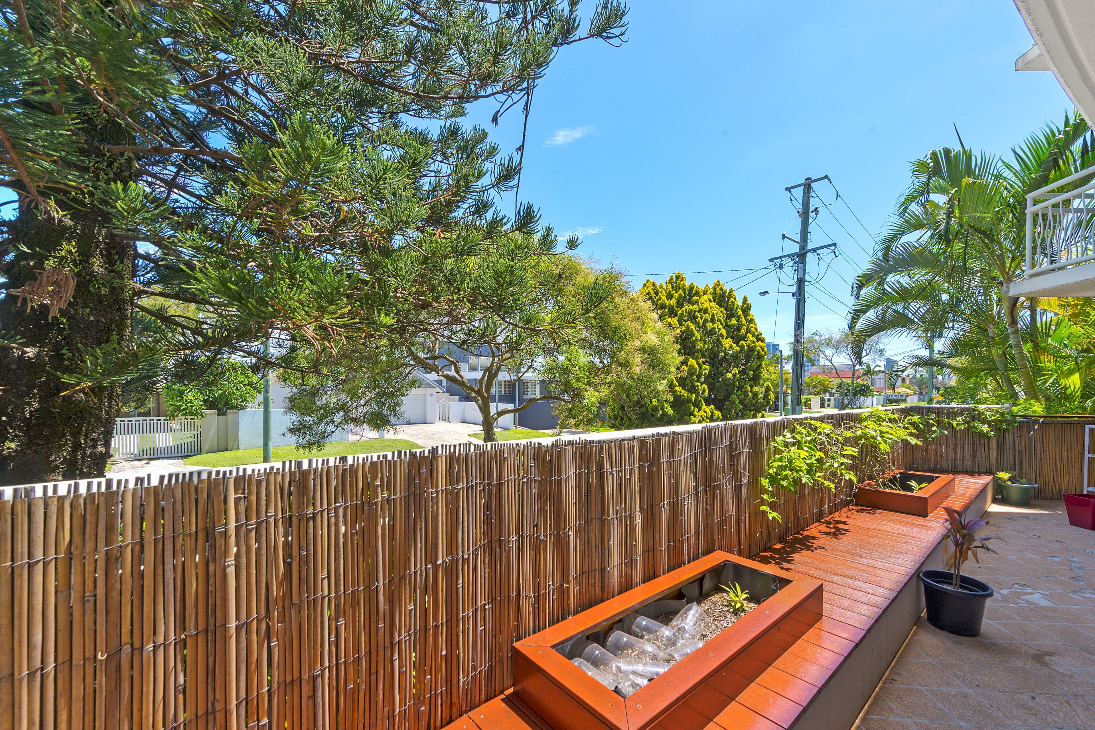 142 Stanhill Drive, Surfers Paradise QLD 4217, Surfers Paradise - Thumbnail 2