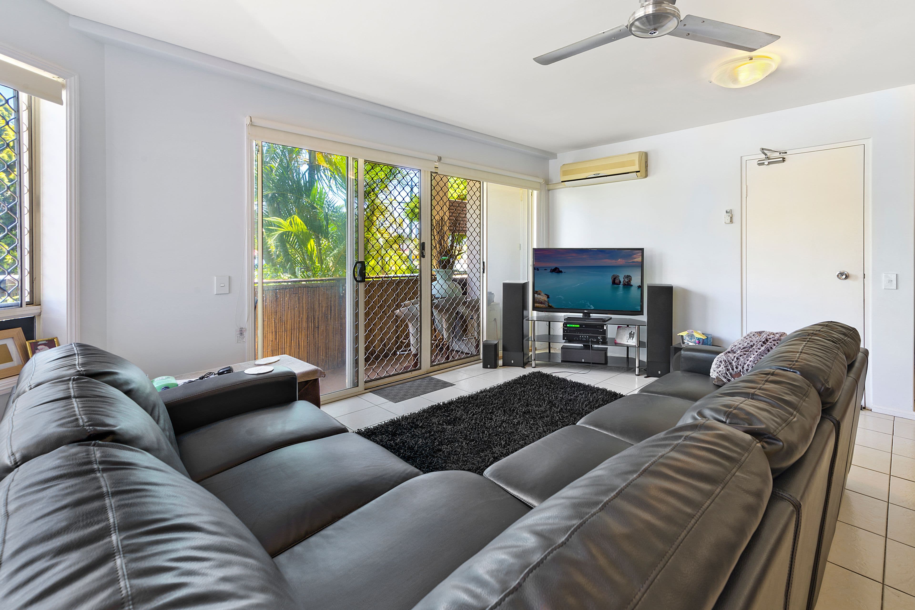 142 Stanhill Drive, Surfers Paradise QLD 4217, Surfers Paradise - Thumbnail 3