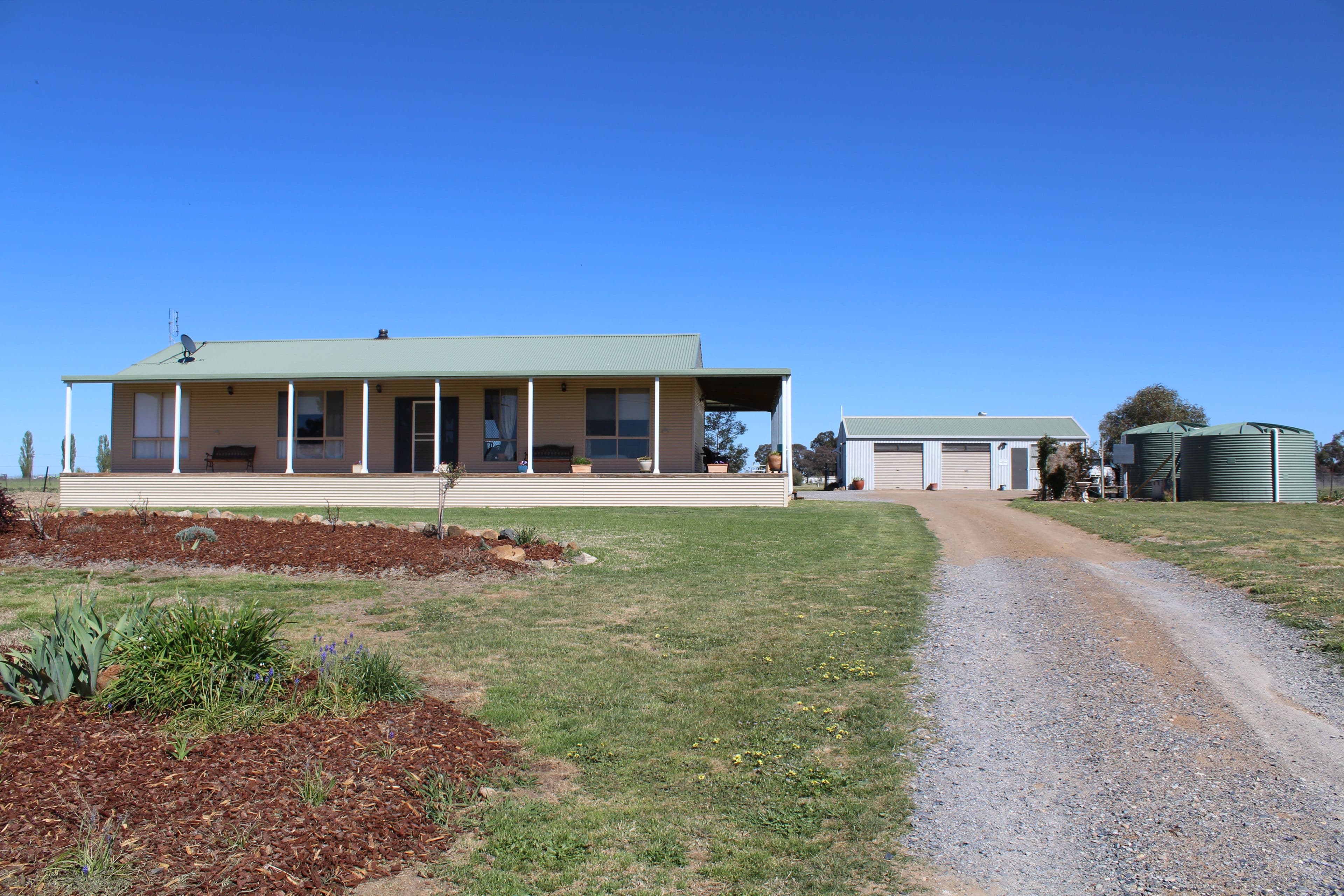 40 Kirrawee Drive, Redwood Park - Thumbnail 4