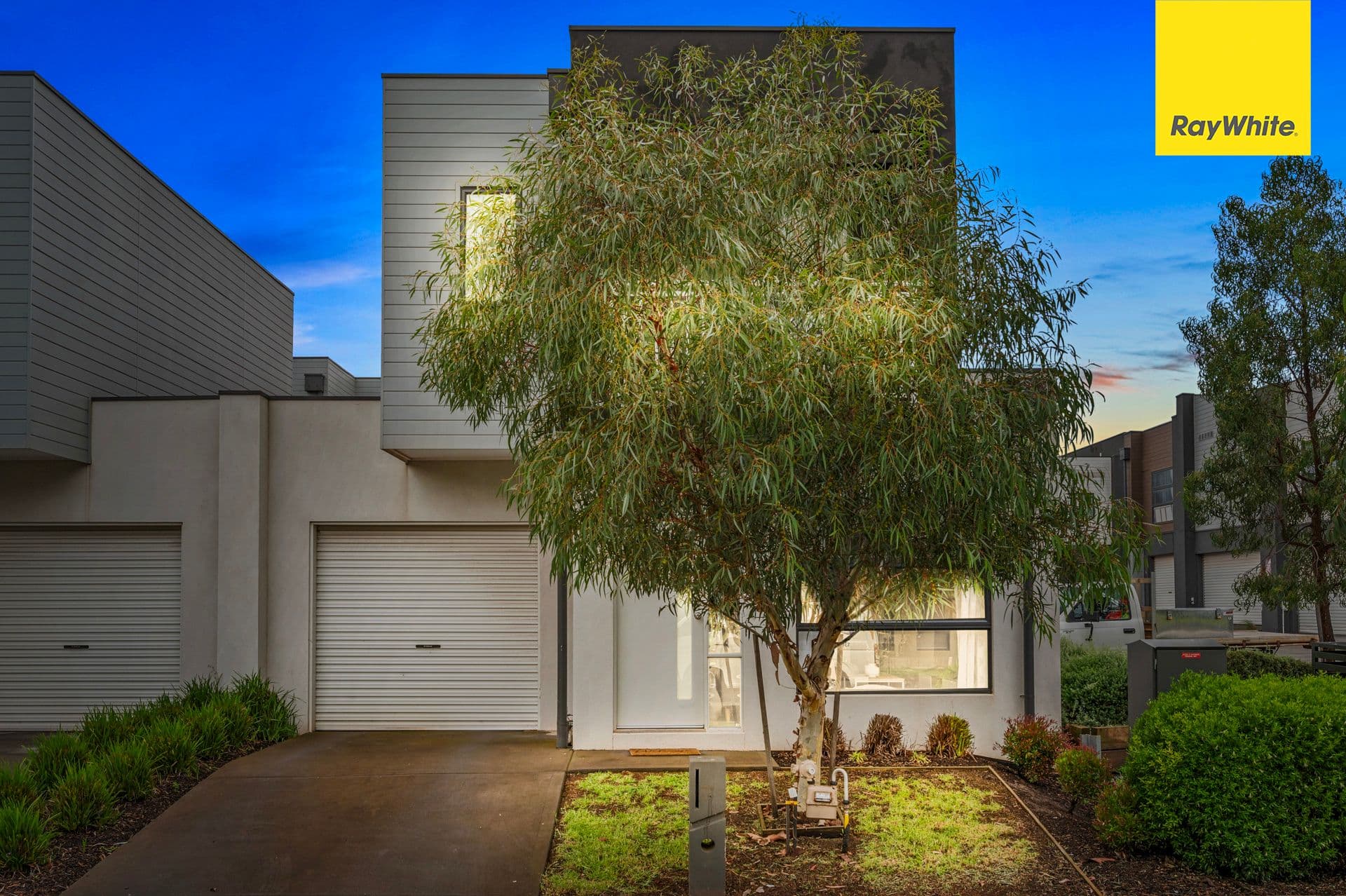 11 Cherington Place, Strathtulloh VIC 3338, Strathtulloh - Thumbnail 2