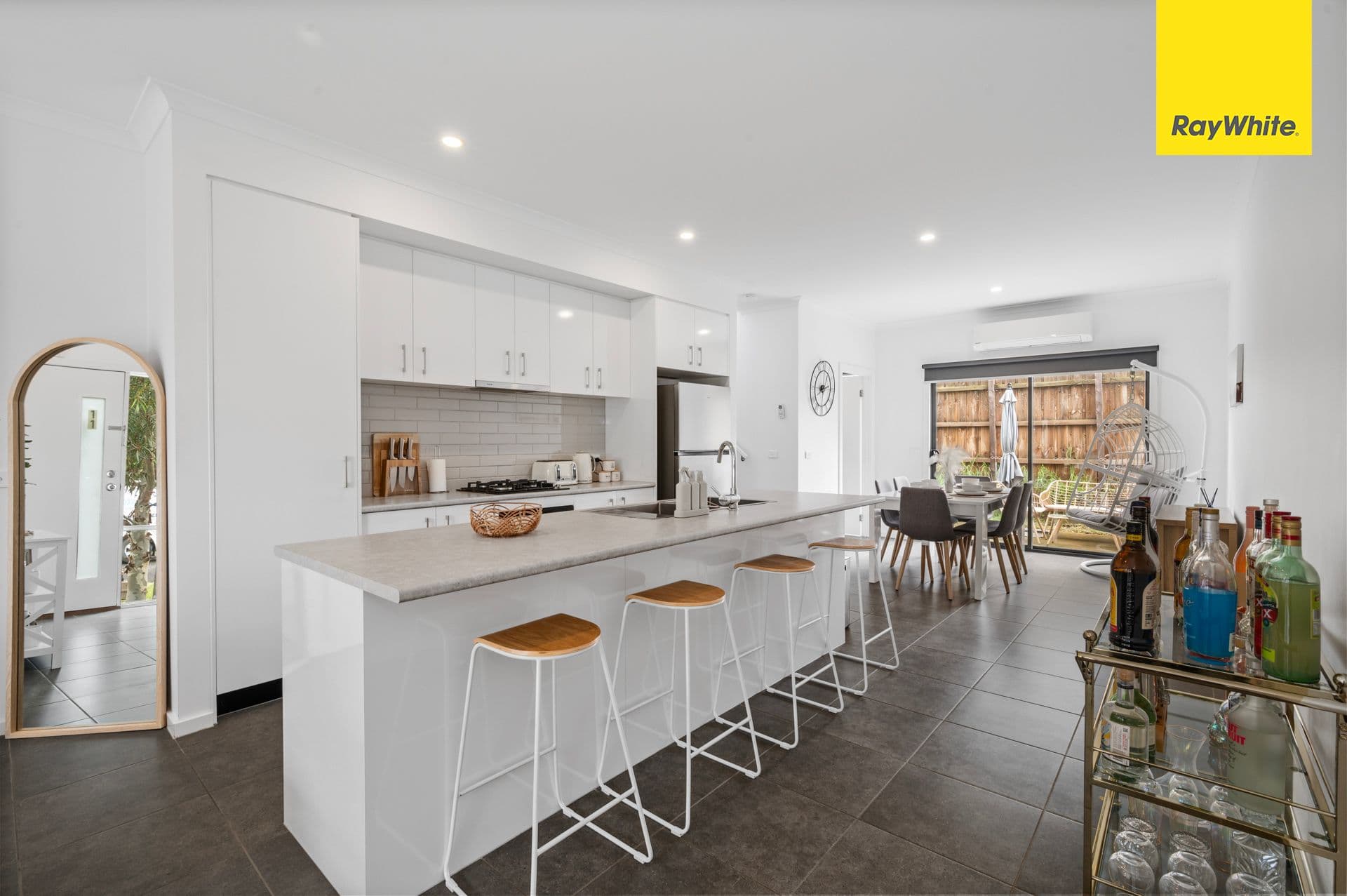 11 Cherington Place, Strathtulloh VIC 3338, Strathtulloh - Thumbnail 5