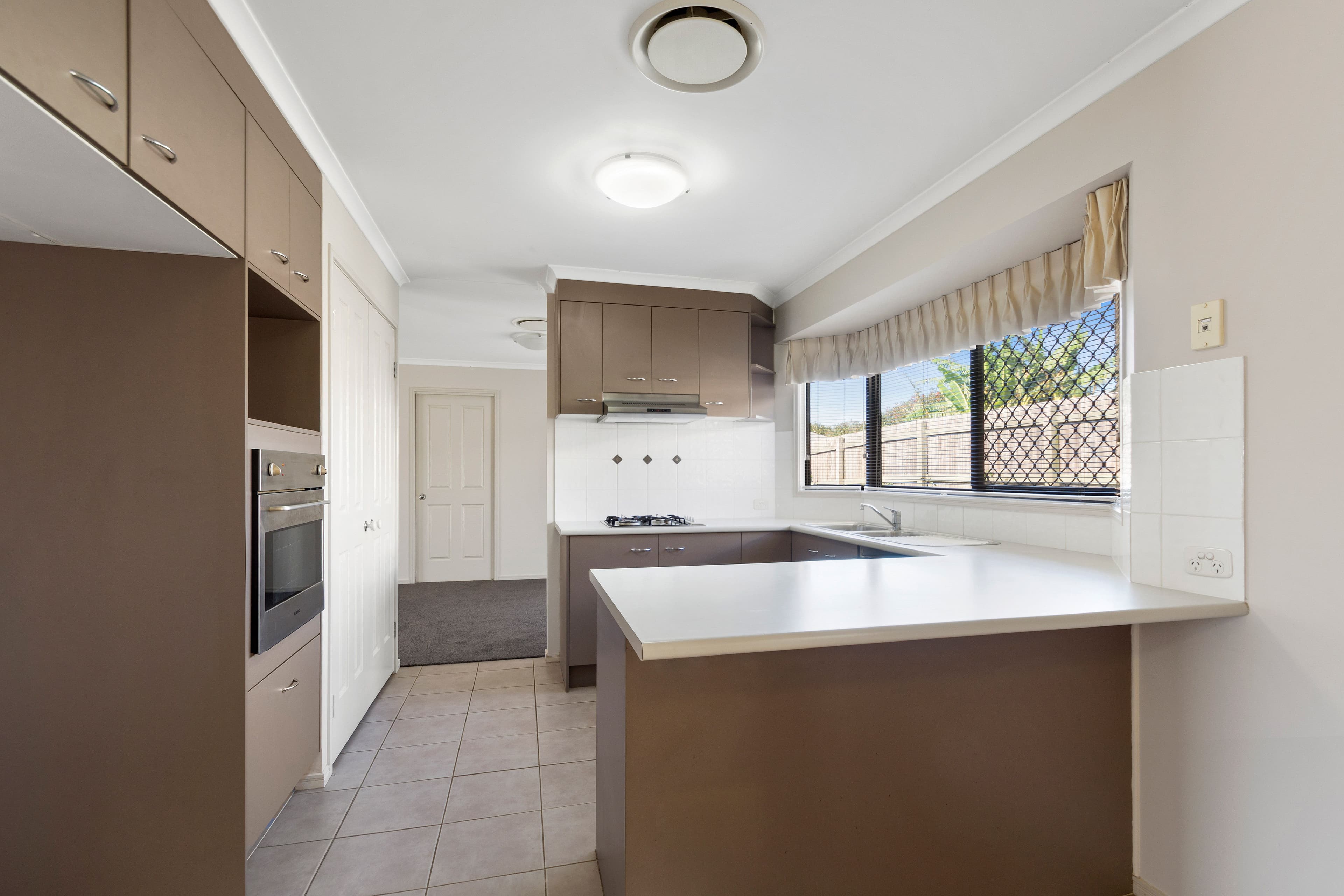 540 Hume Street, Middle Ridge QLD 4350, Middle Ridge - Thumbnail 2