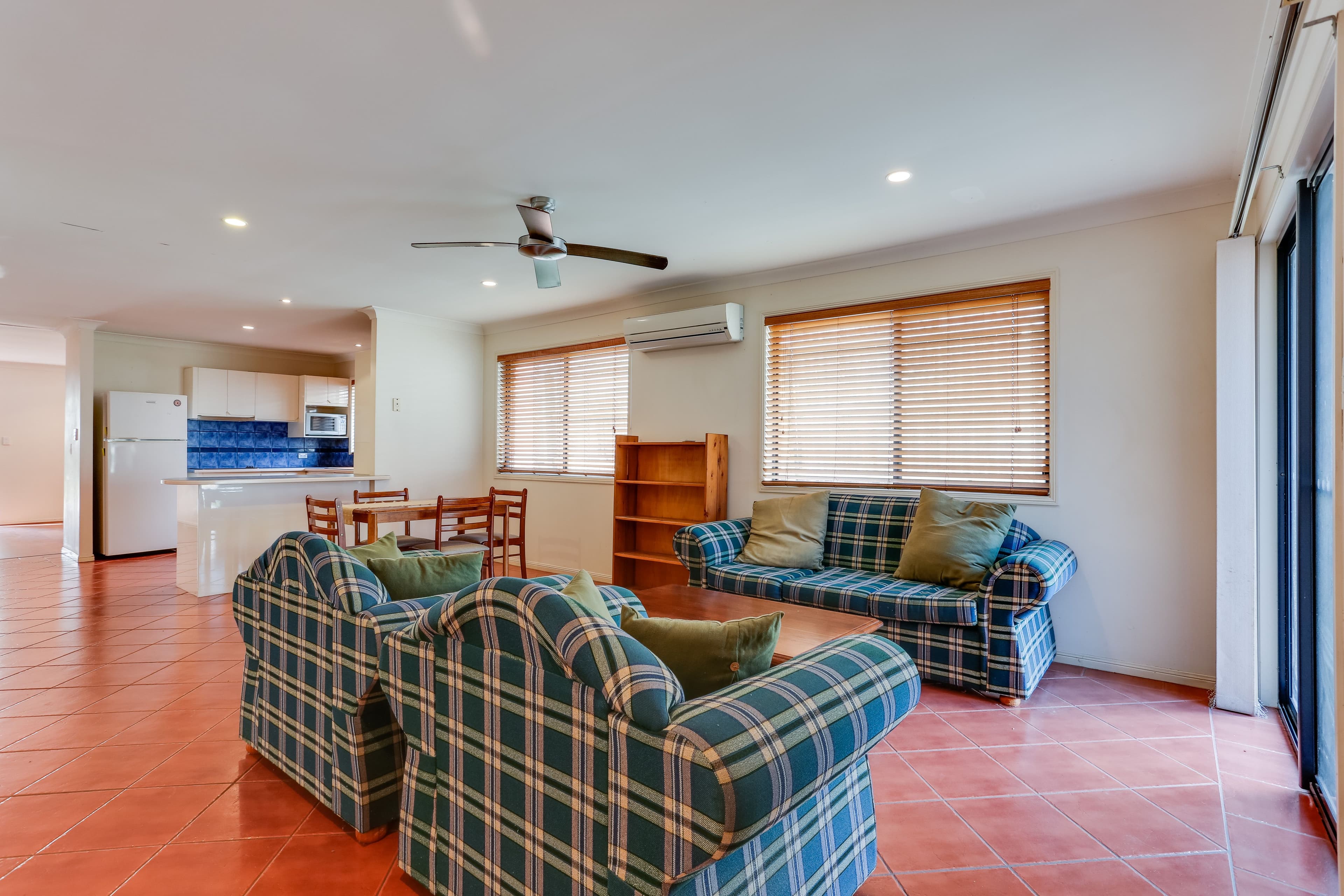 16 Kirrama Place, Forest Lake QLD 4078, Forest Lake - Thumbnail 4