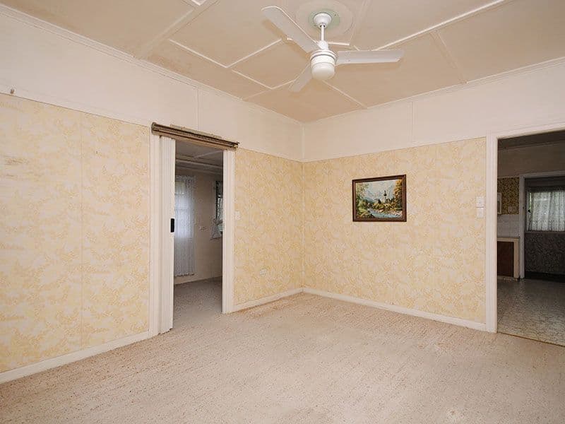195 Edinburgh Castle Road, WAVELL HEIGHTS QLD 4012, Wavell Heights - Thumbnail 4