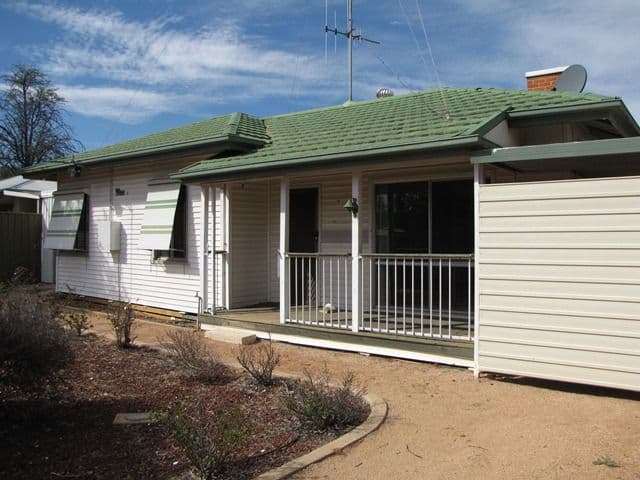 3 Coombe Street, BERRI SA 5343, Berri - Image 1